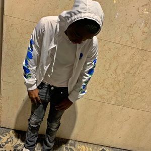 Meet your Posher, Carl